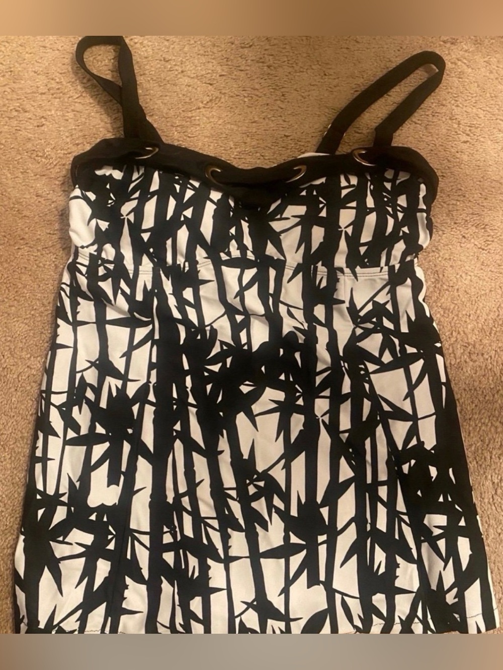Women’s Black & White Bamboo Print swim Tank with Grommet Detail (Size 10)
